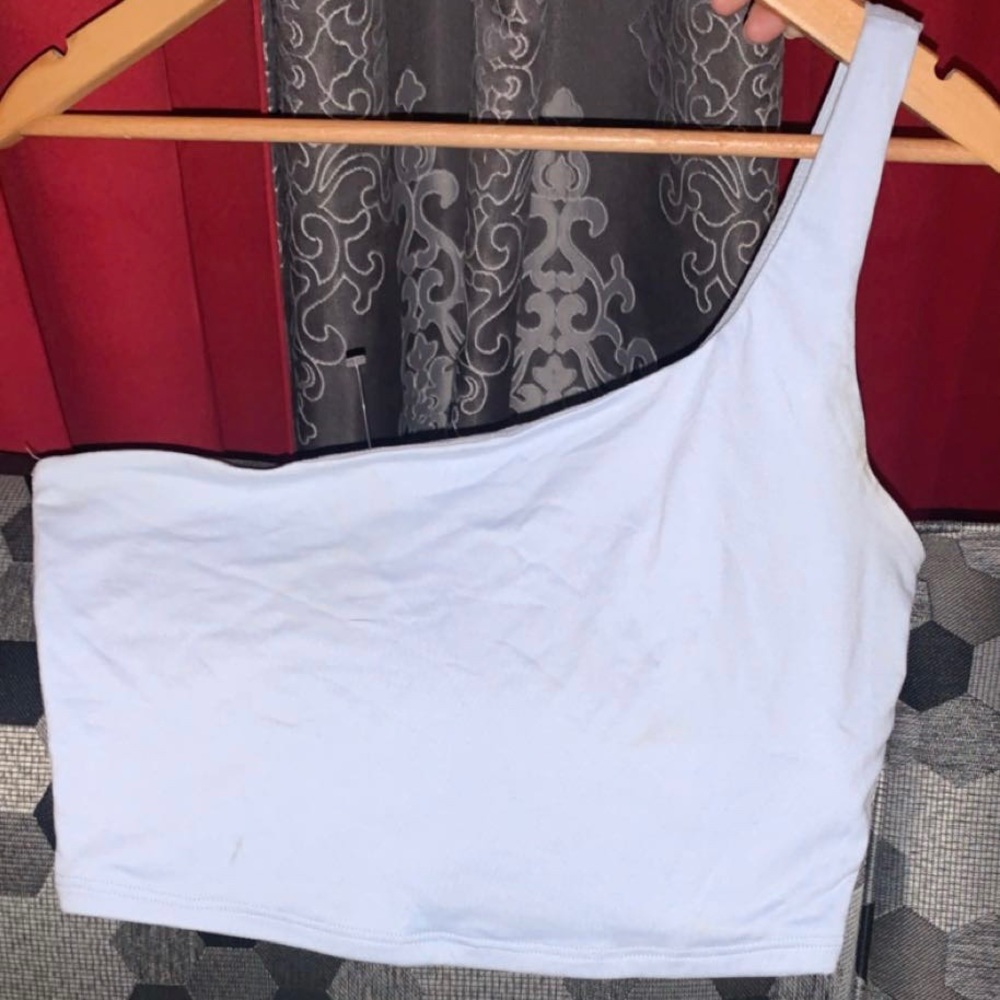 BABY BLUE ONE SHOULDER TOP!